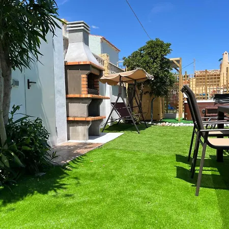 Сasa de vacaciones Apartamento De Un Dormitorio Con Jardin *